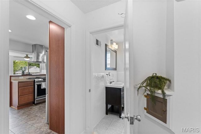 5800 Lansdowne Avenue, St Louis, MO 63109