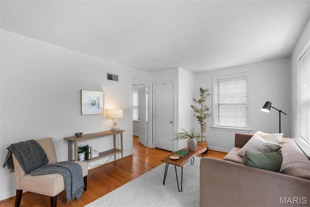 5800 Lansdowne Avenue, St Louis, MO 63109