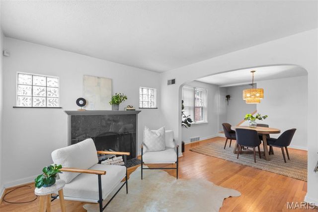 5800 Lansdowne Avenue, St Louis, MO 63109