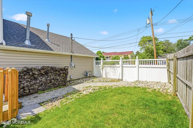 14 Scheiber Drive, Brick, NJ 08723