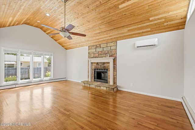 14 Scheiber Drive, Brick, NJ 08723