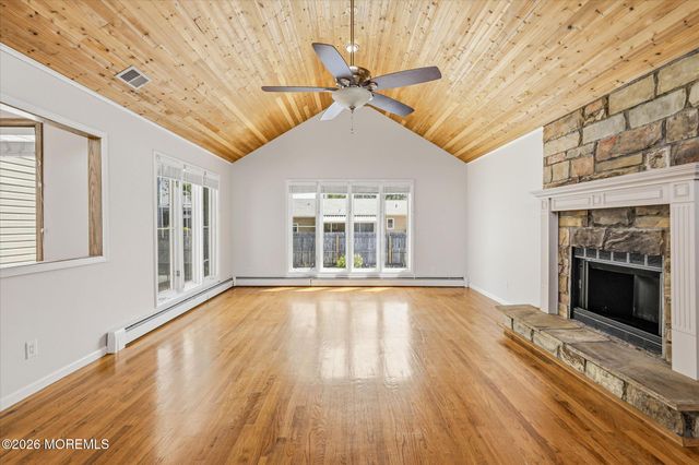 14 Scheiber Drive, Brick, NJ 08723
