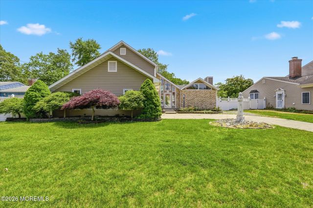 14 Scheiber Drive, Brick, NJ 08723
