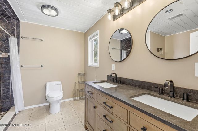14 Scheiber Drive, Brick, NJ 08723