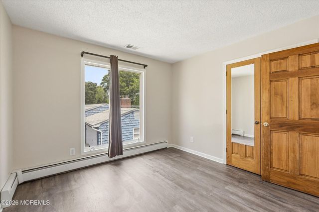 14 Scheiber Drive, Brick, NJ 08723