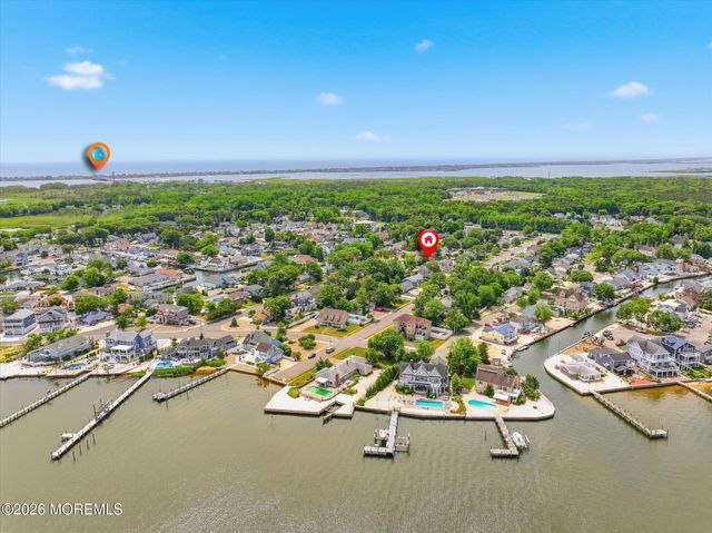 14 Scheiber Drive, Brick, NJ 08723