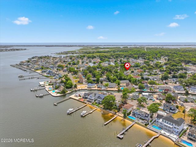 14 Scheiber Drive, Brick, NJ 08723