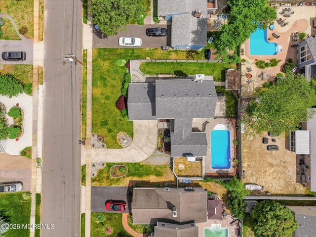 14 Scheiber Drive, Brick, NJ 08723