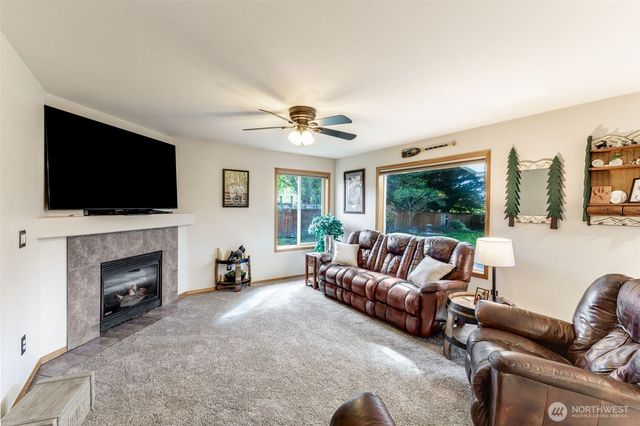 20315 91st Street Ct E, Bonney Lake, WA 98391