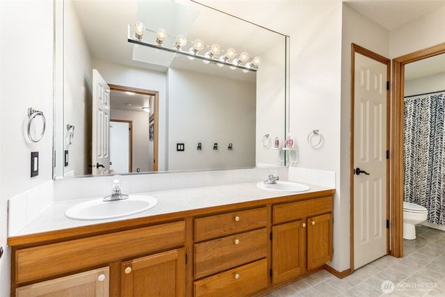 20315 91st Street Ct E, Bonney Lake, WA 98391