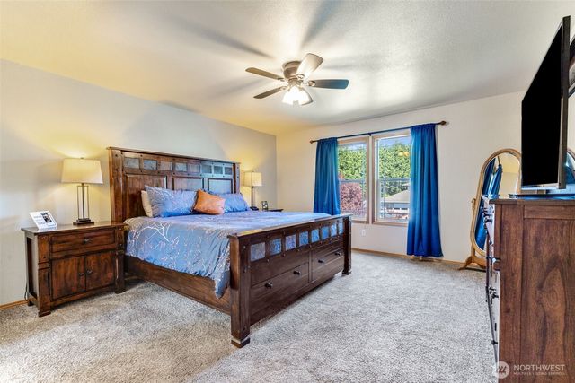 20315 91st Street Ct E, Bonney Lake, WA 98391
