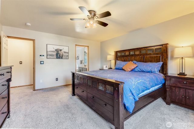 20315 91st Street Ct E, Bonney Lake, WA 98391