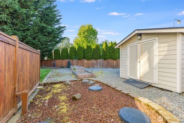 20315 91st Street Ct E, Bonney Lake, WA 98391