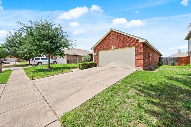 4505 Martingale View Lane, Fort Worth, TX 76244