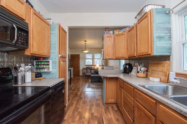 357 15th Avenue S, Fargo, ND 58103