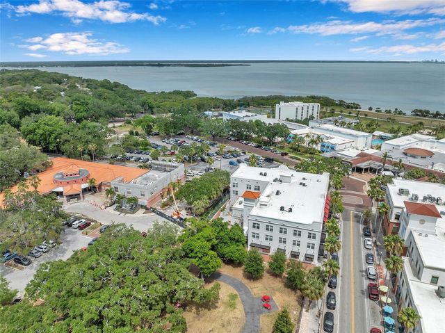 125 5TH AVENUE N, Safety Harbor, FL 34695