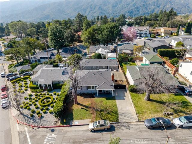 3302 Paraiso Way, La Crescenta, CA 91214