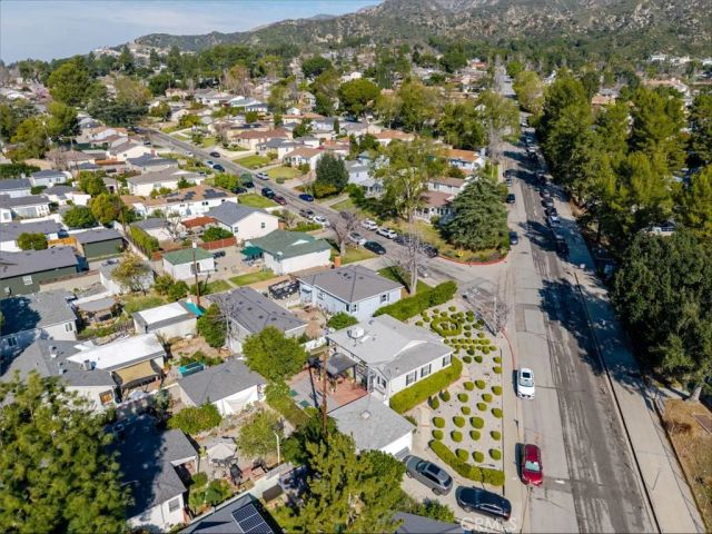 3302 Paraiso Way, La Crescenta, CA 91214