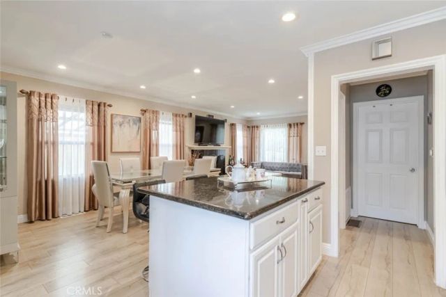 3302 Paraiso Way, La Crescenta, CA 91214