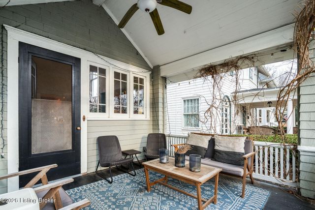 15 Eastover Ct, Louisville, KY 40206