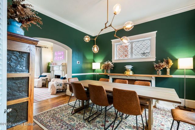 15 Eastover Ct, Louisville, KY 40206