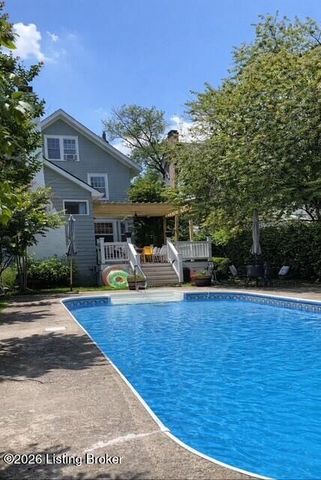 15 Eastover Ct, Louisville, KY 40206