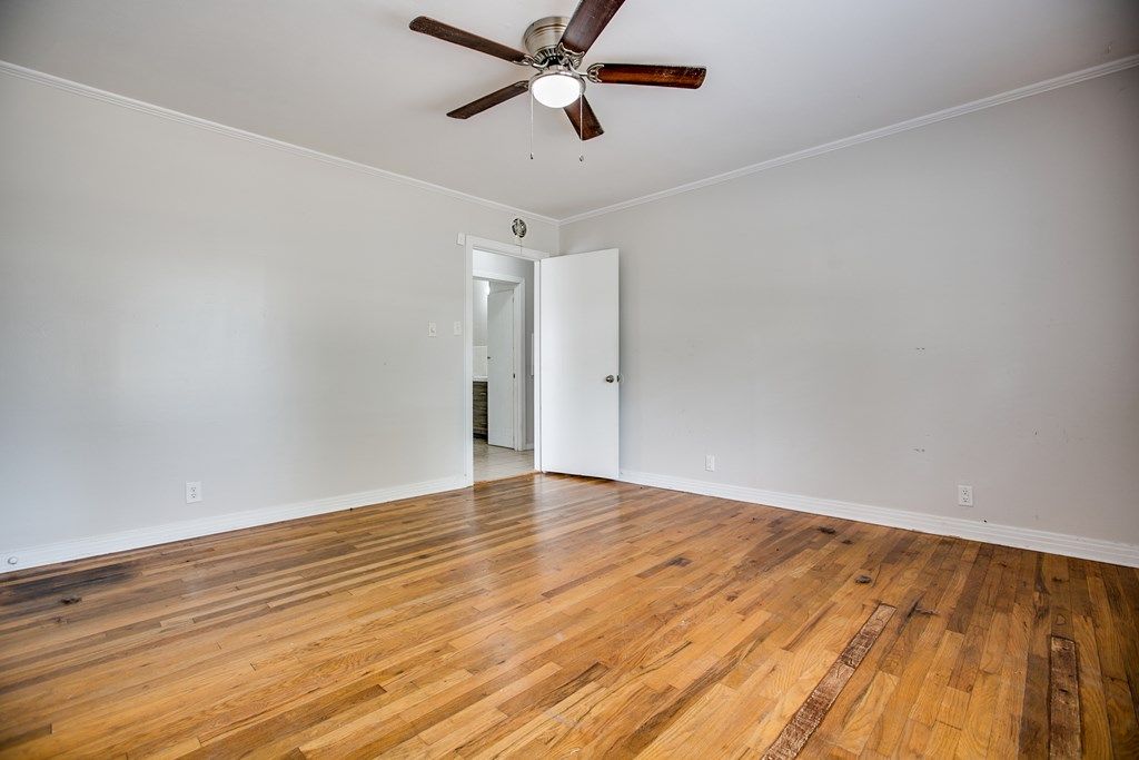 Image 15 of property listing at 1203 N 5th St, Ballinger, TX 76821