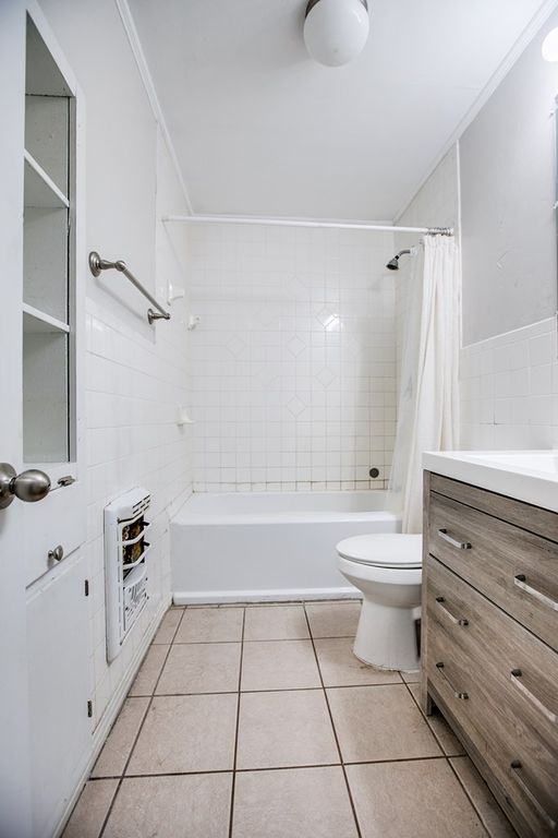 Image 17 of property listing at 1203 N 5th St, Ballinger, TX 76821