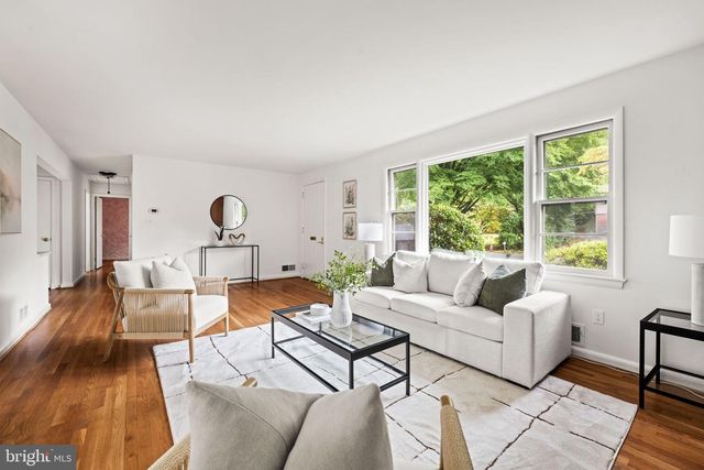 6450 QUEEN ANNE TER, Falls Church, VA 22044