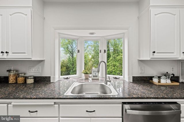 6450 QUEEN ANNE TER, Falls Church, VA 22044