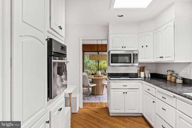 6450 QUEEN ANNE TER, Falls Church, VA 22044