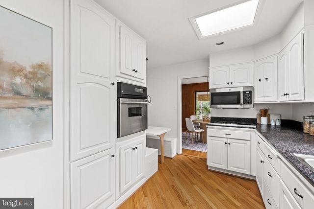 6450 QUEEN ANNE TER, Falls Church, VA 22044