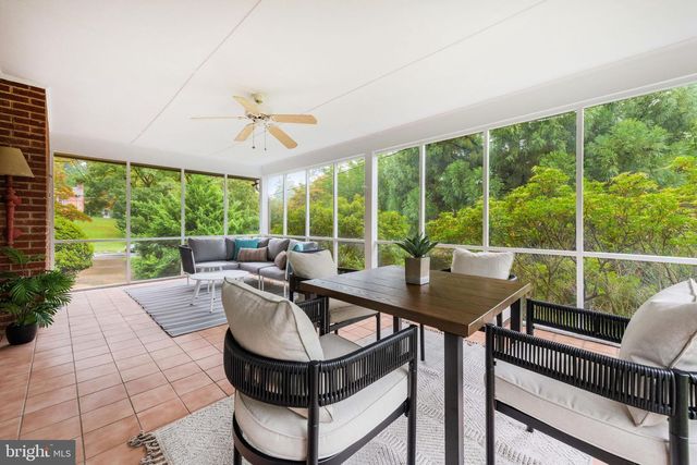 6450 QUEEN ANNE TER, Falls Church, VA 22044
