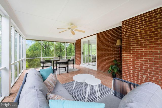 6450 QUEEN ANNE TER, Falls Church, VA 22044