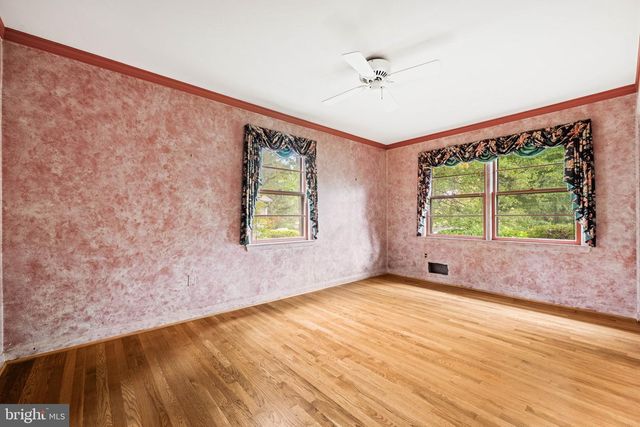 6450 QUEEN ANNE TER, Falls Church, VA 22044
