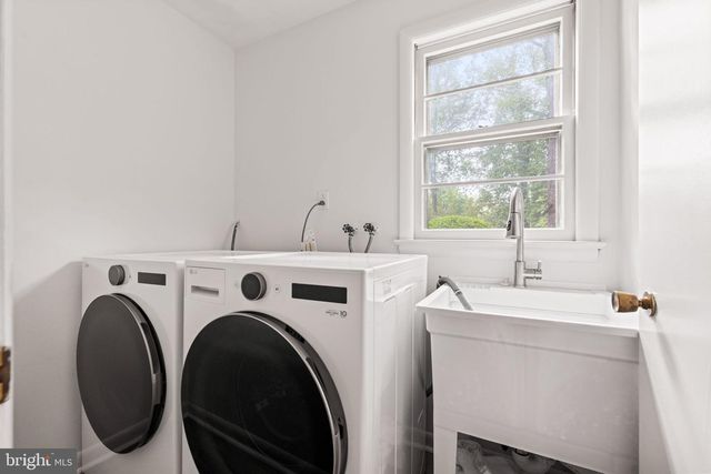 6450 QUEEN ANNE TER, Falls Church, VA 22044