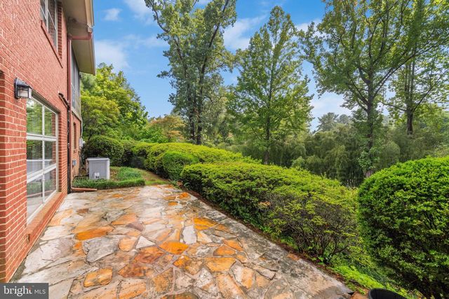 6450 QUEEN ANNE TER, Falls Church, VA 22044