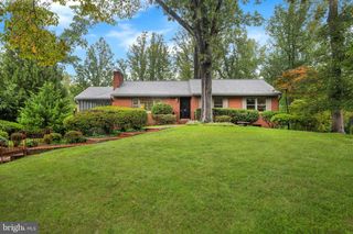 6450 QUEEN ANNE TER, Falls Church, VA 22044