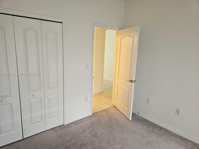 8846 W Flagler St 2, Miami, FL 33174