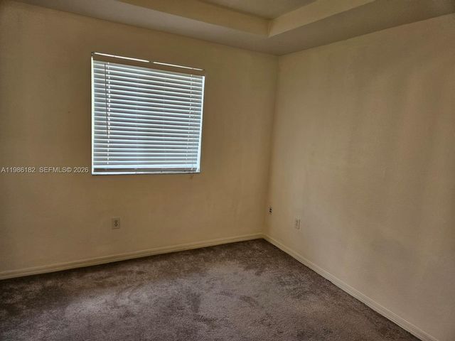 8846 W Flagler St 2, Miami, FL 33174