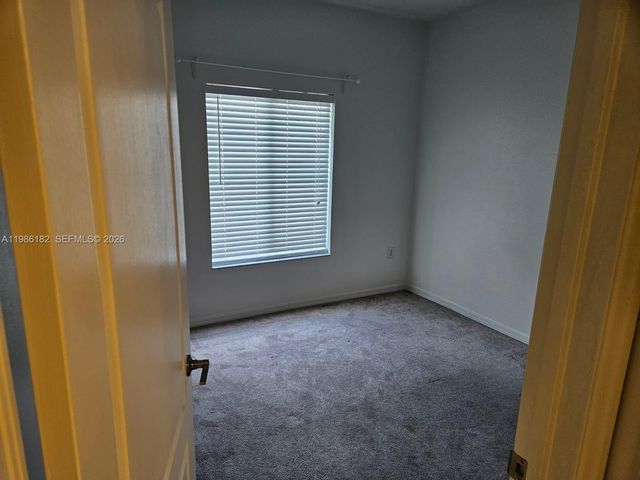 8846 W Flagler St 2, Miami, FL 33174