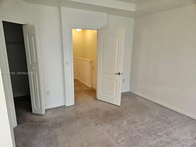 8846 W Flagler St 2, Miami, FL 33174