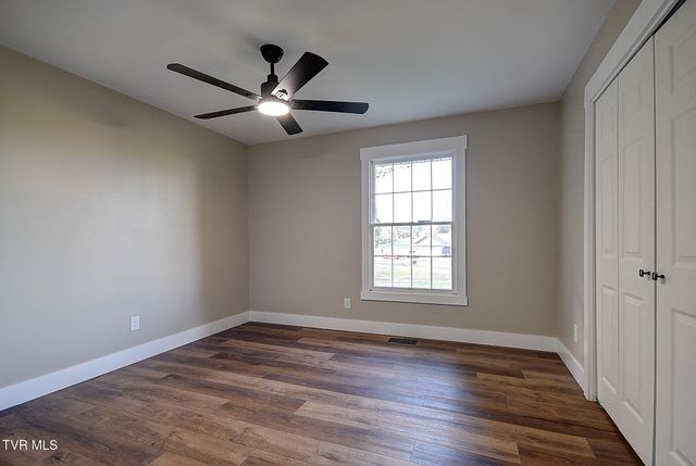 568 Painter Road, Fall Branch, TN 37656