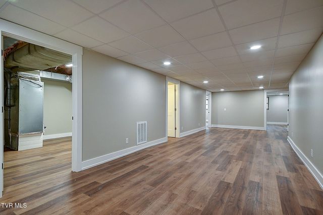 568 Painter Road, Fall Branch, TN 37656