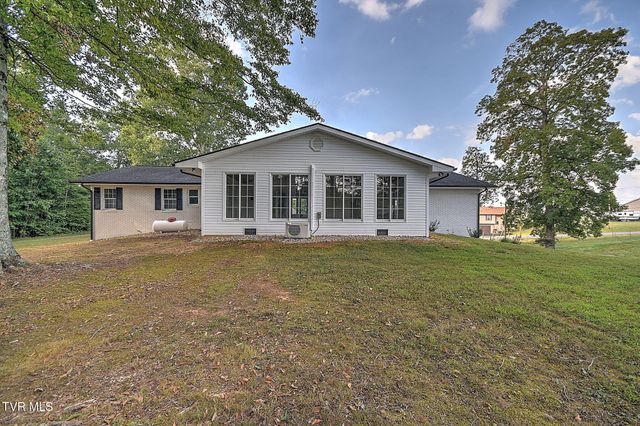 568 Painter Road, Fall Branch, TN 37656