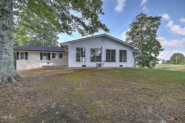568 Painter Road, Fall Branch, TN 37656