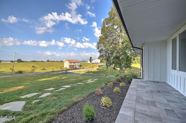 568 Painter Road, Fall Branch, TN 37656