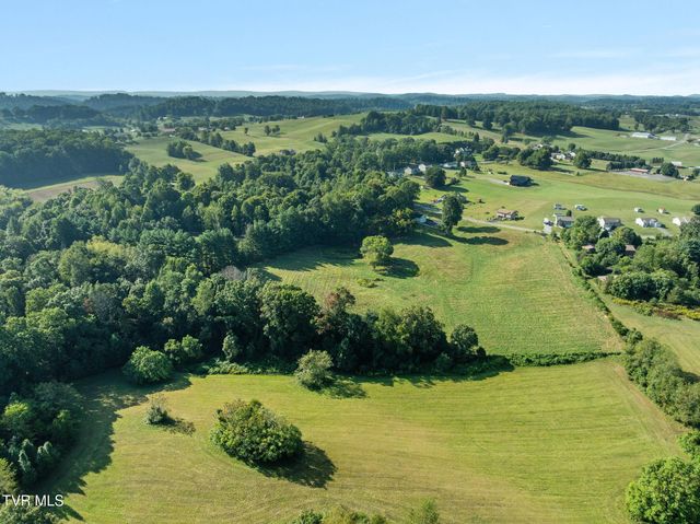 568 Painter Road, Fall Branch, TN 37656