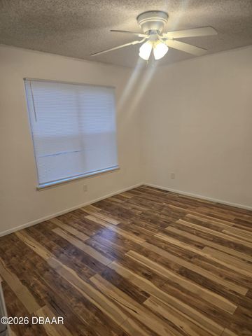 1600 Big Tree Rd Unit R7, Daytona Beach, FL 32119