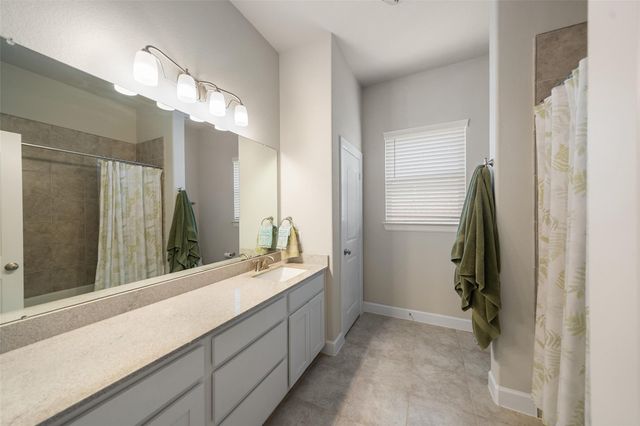 8020 Serenity Drive, Pearland, TX 77584